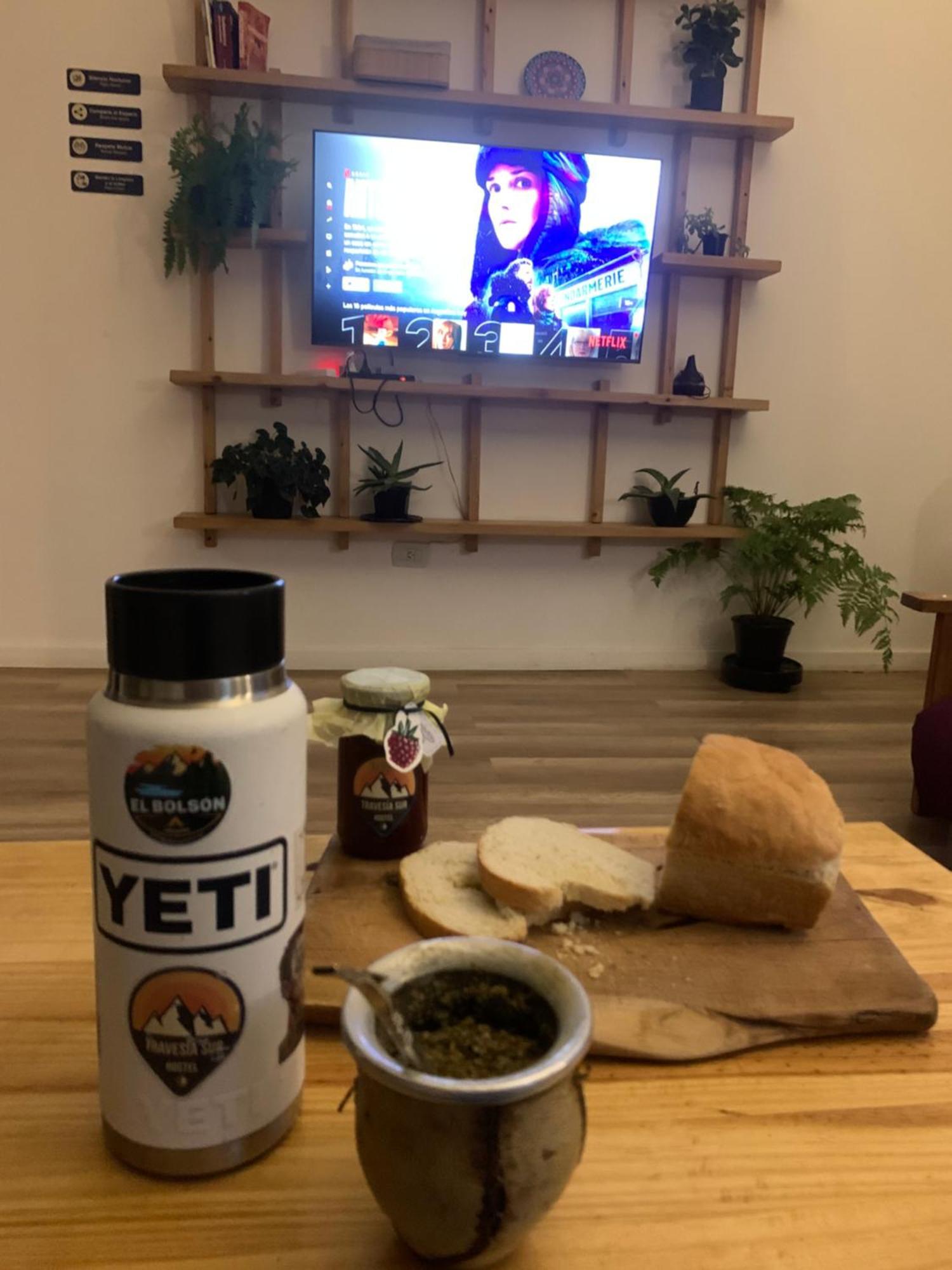 Travesia Sur Hostel El Bolsón Dış mekan fotoğraf