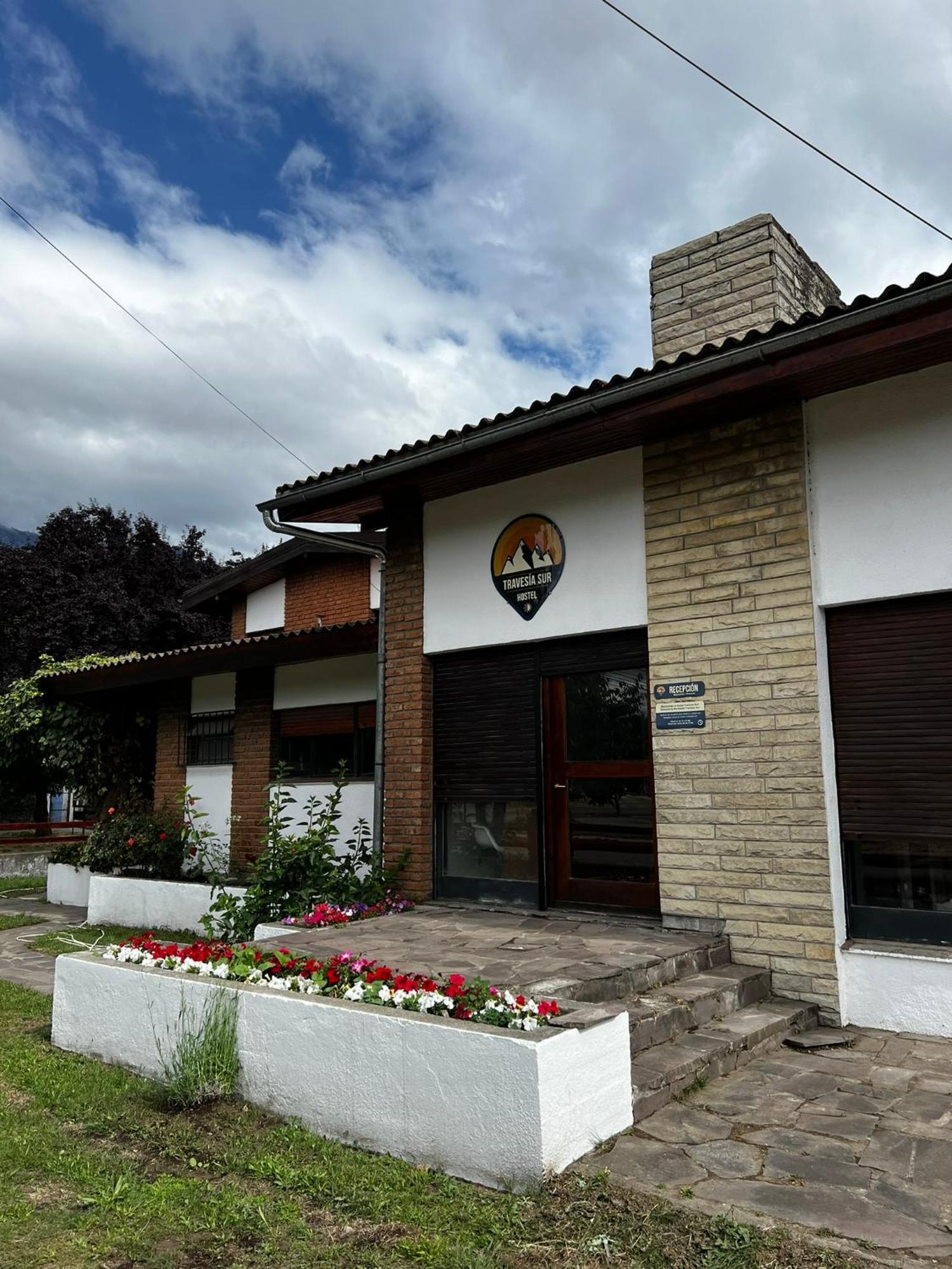Travesia Sur Hostel El Bolsón Dış mekan fotoğraf